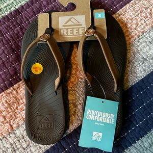 Reef brown thong flip flop sandals nwt new 8